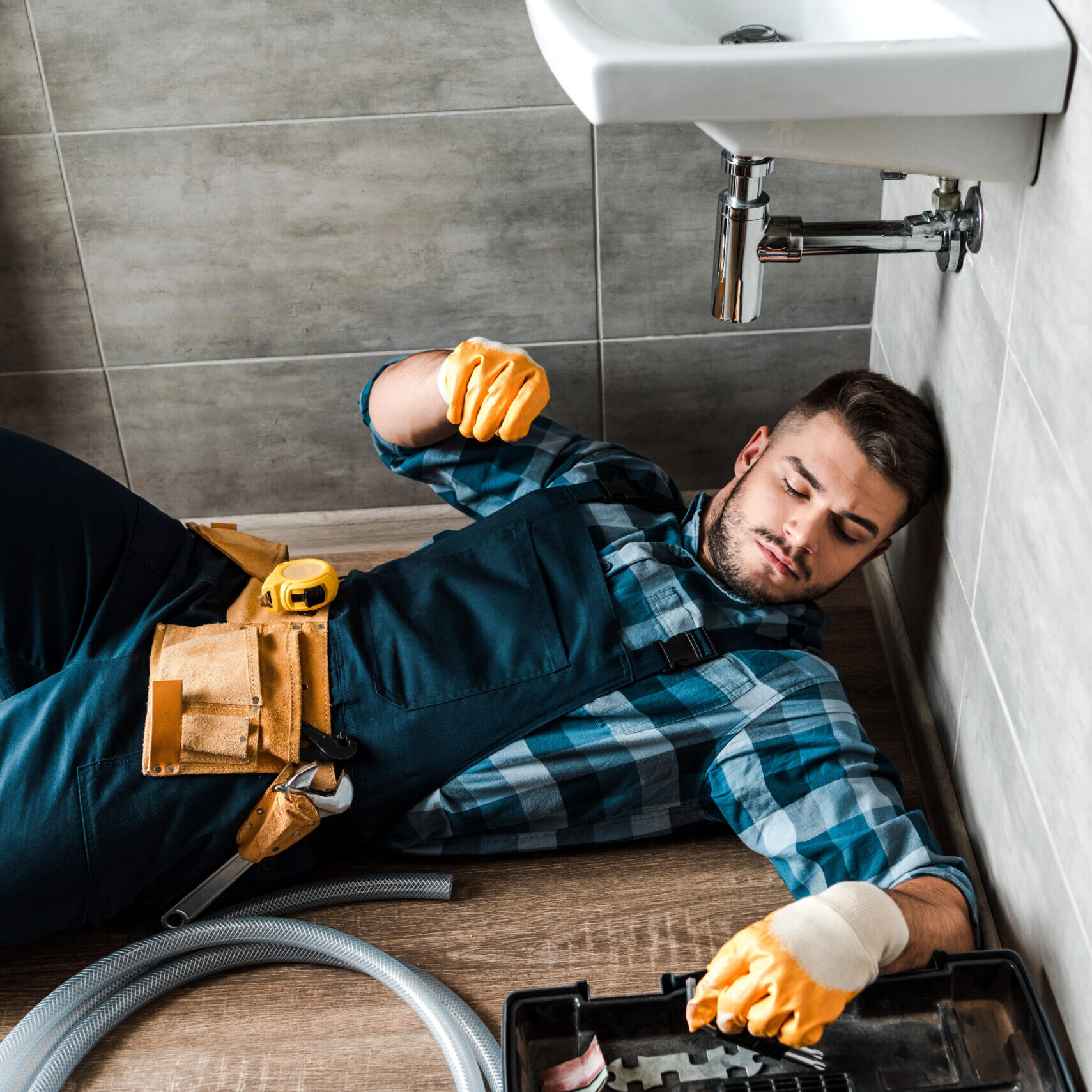 A Plumber Nearby Llc (4)